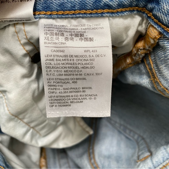 Levi’s 501 straight leg ripped jeans - Picture 8 of 10